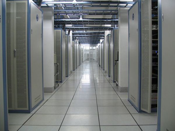 中國(guó)電信淮安分公司IDC數(shù)據(jù)機(jī)房